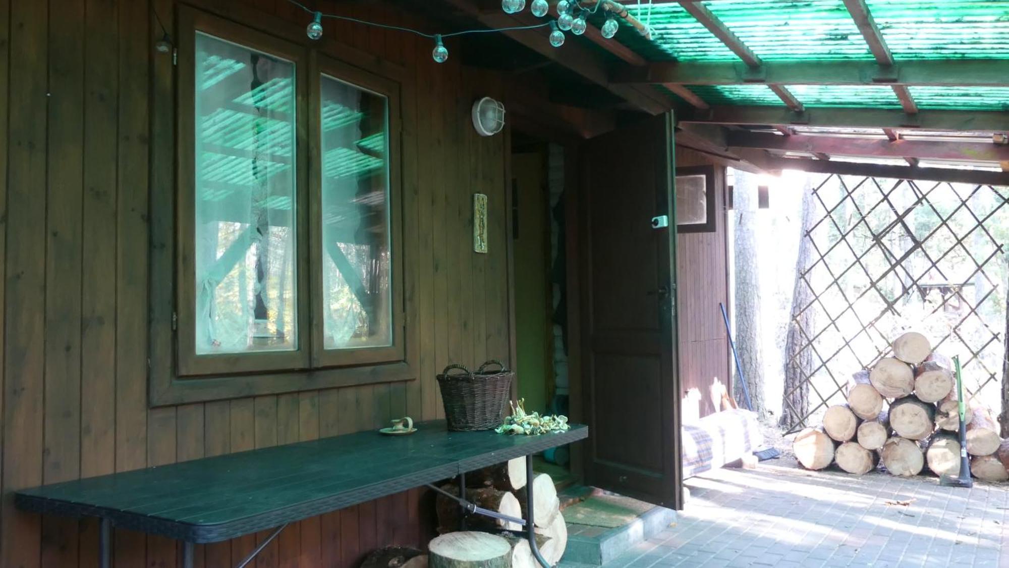 Przytulny Domek W Lesie Blisko Rzeki Ryczywol  外观 照片